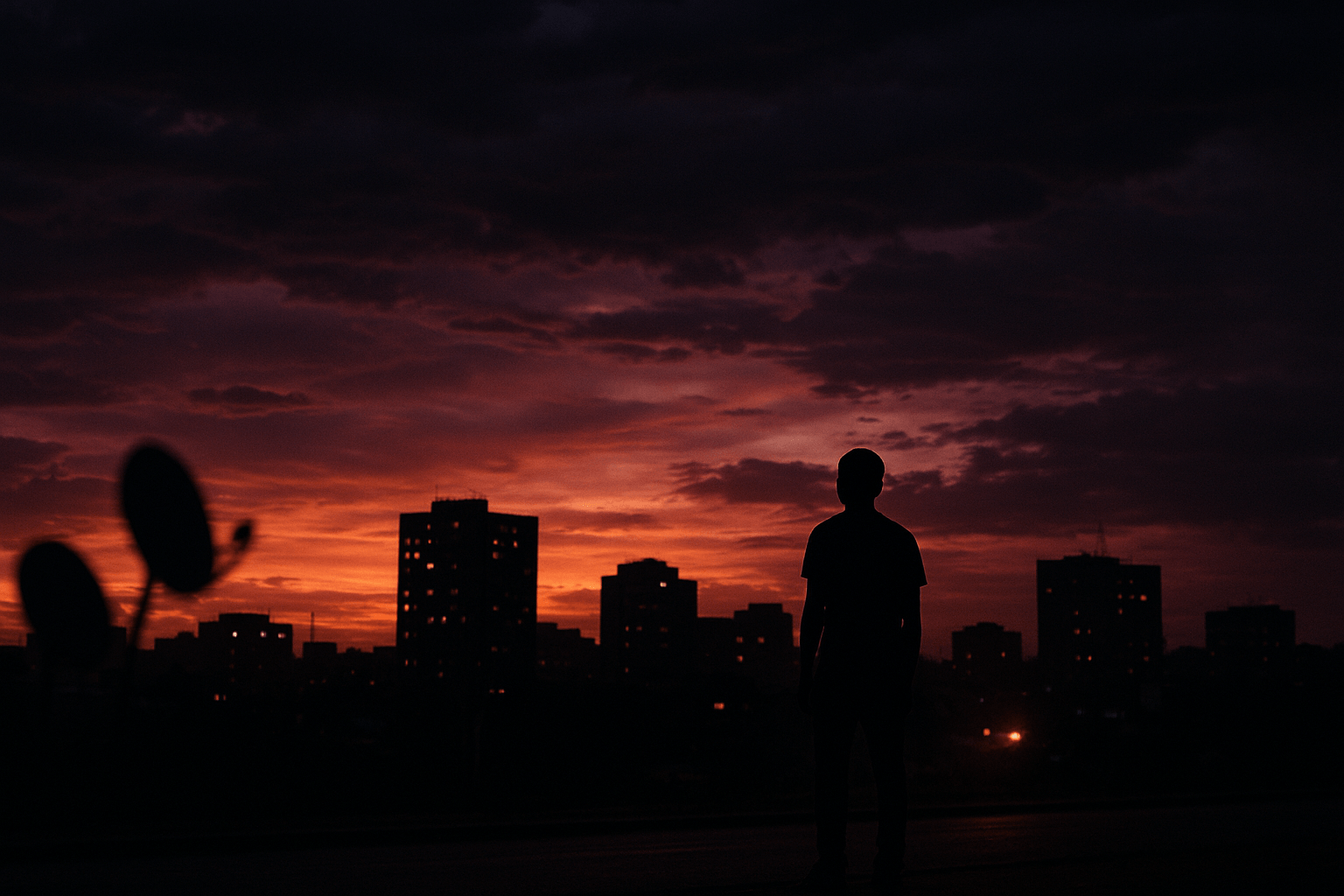 Uganda čelí rozsáhlému výpadku elektřiny a rostoucímu veřejnému dluhu